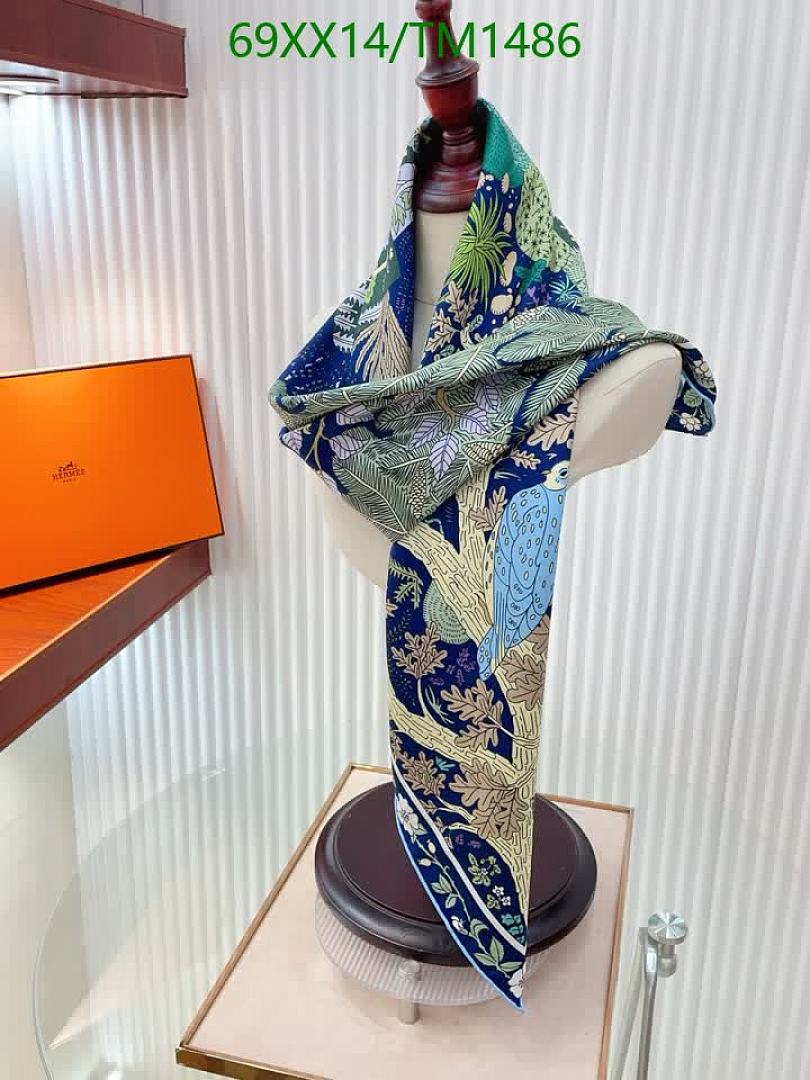 Hermes-Scarf Code: TM1486 $: 69USD