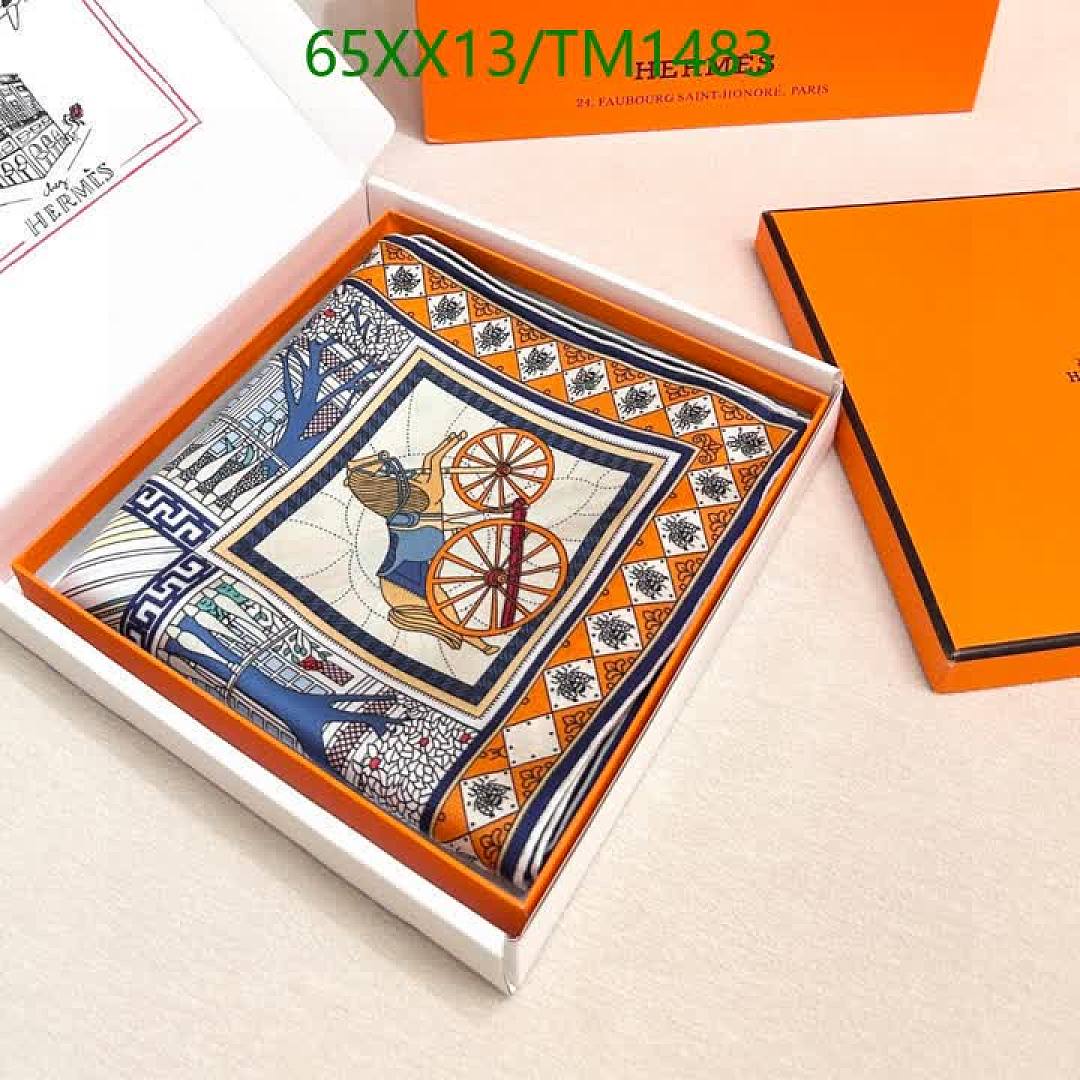 Hermes-Scarf Code: TM1483 $: 65USD