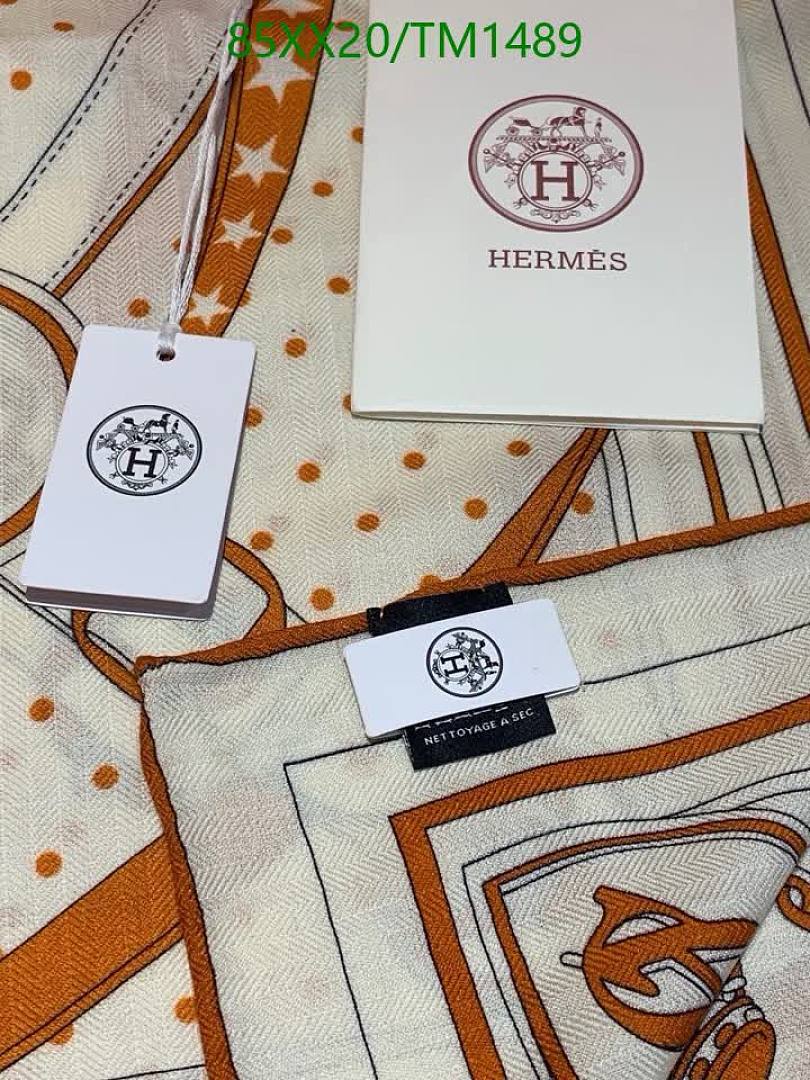 Hermes-Scarf Code: TM1489 $: 85USD