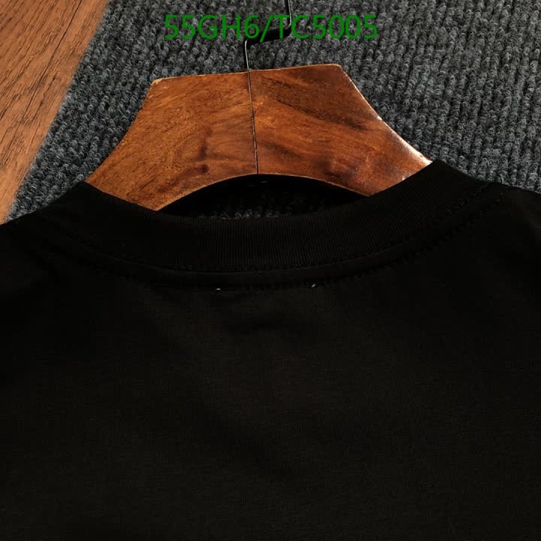 Burberry-Clothing Code: TC5005 $: 55USD