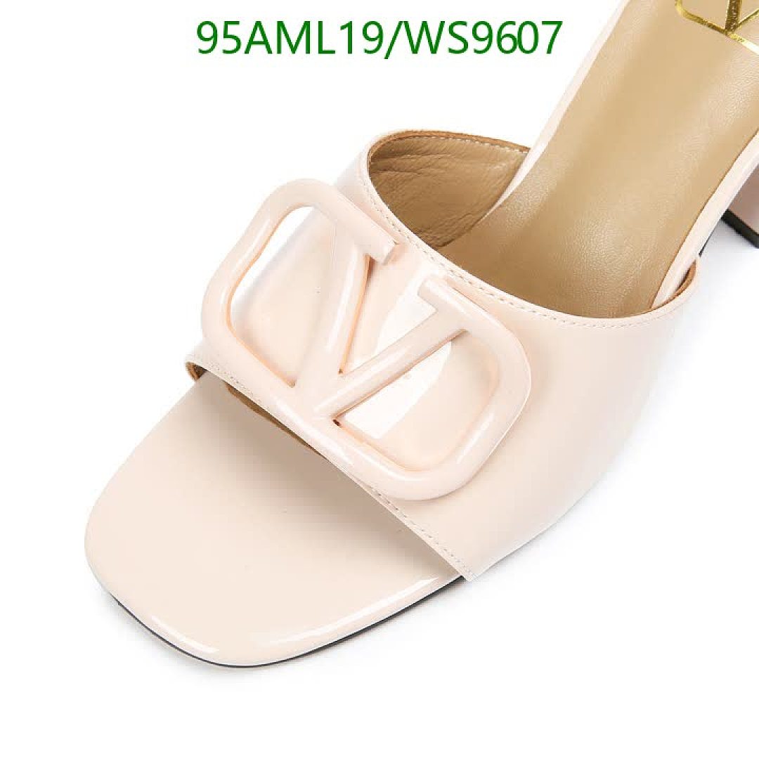 Valentino-Women Shoes Code: WS9607 $: 95USD