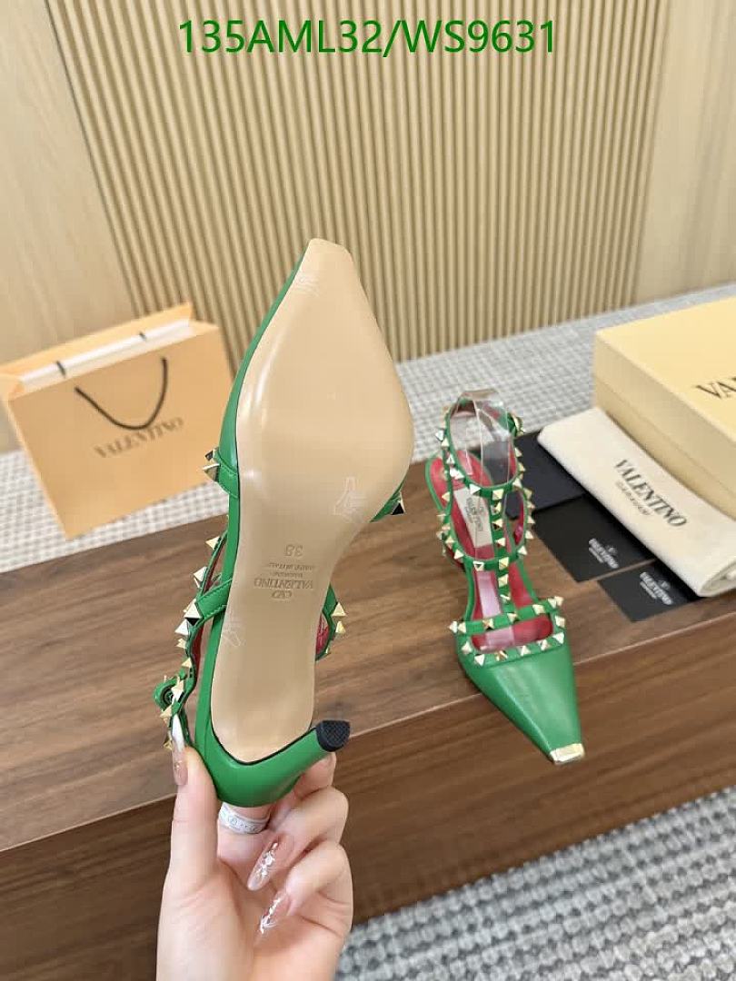 Valentino-Women Shoes Code: WS9631 $: 135USD