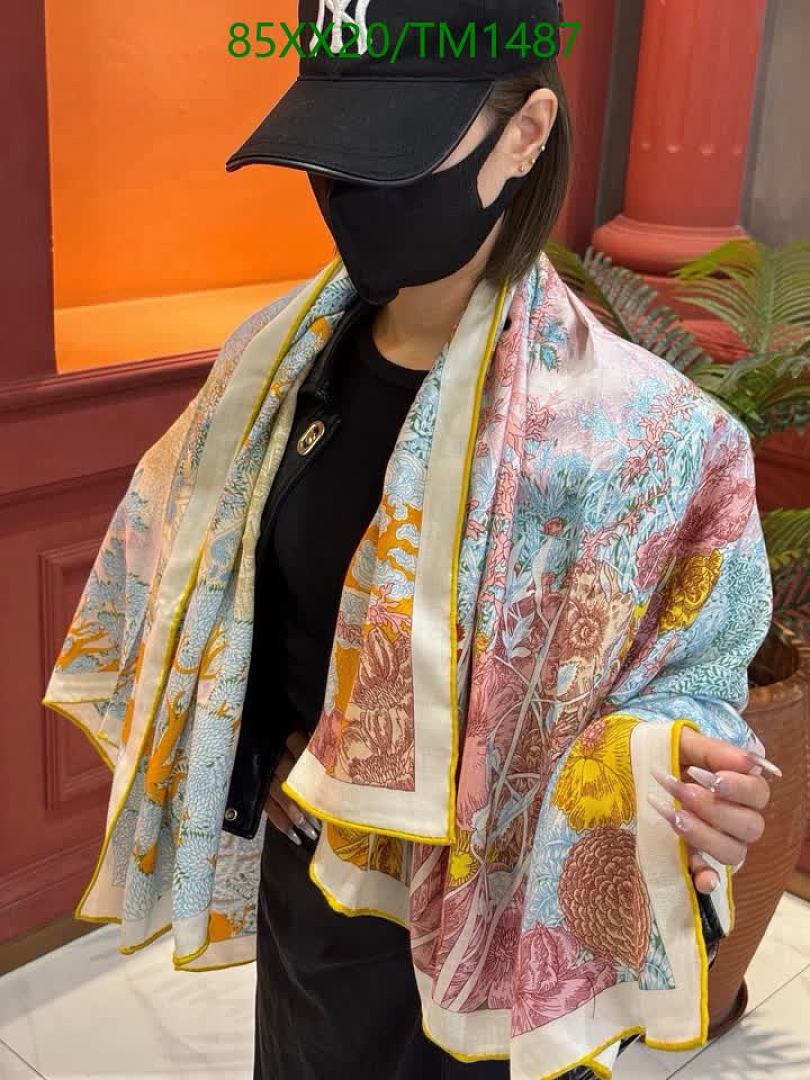Hermes-Scarf Code: TM1487 $: 85USD
