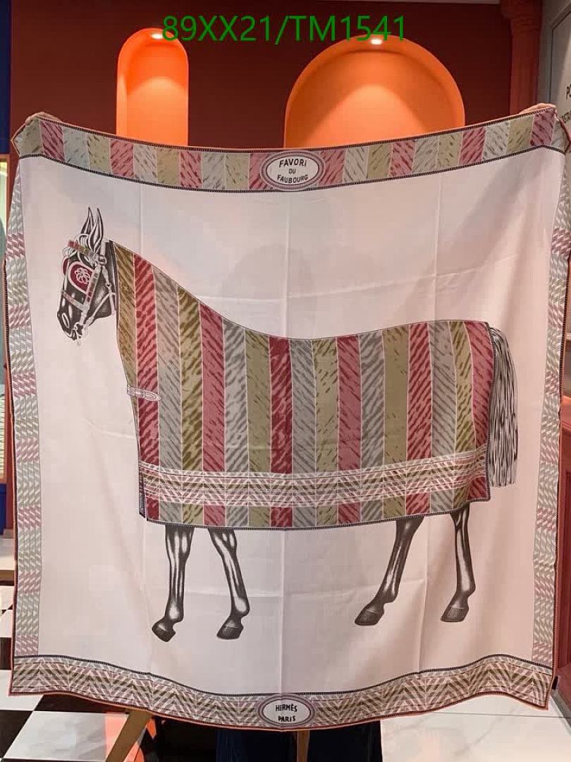 Hermes-Scarf Code: TM1541 $: 89USD