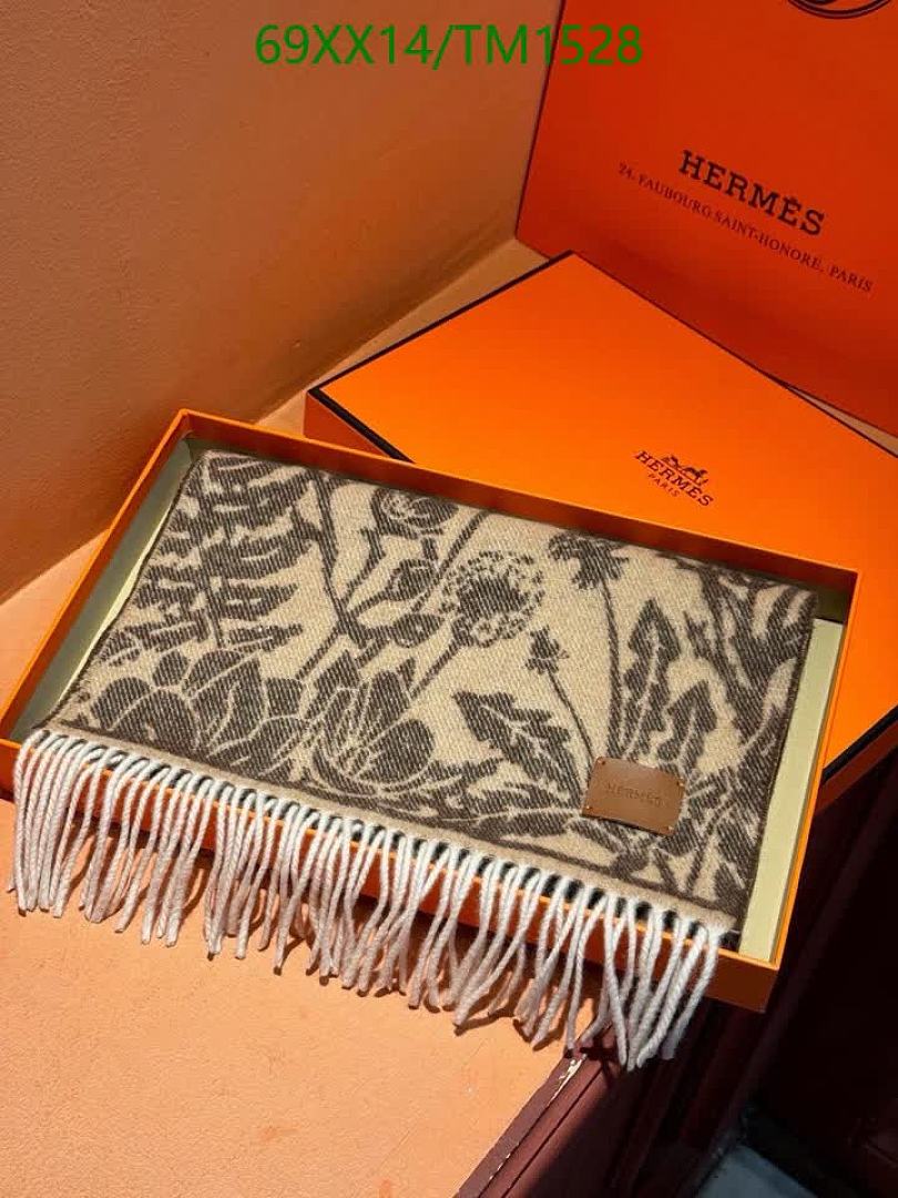 Hermes-Scarf Code: TM1528 $: 69USD
