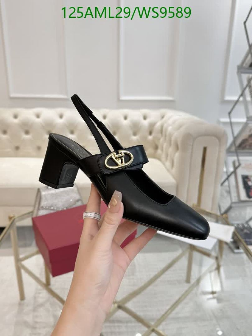 Valentino-Women Shoes Code: WS9589 $: 125USD