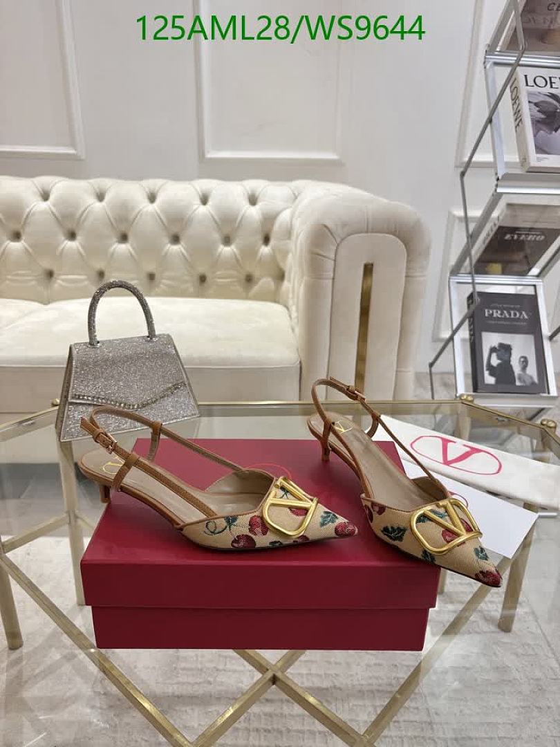 Valentino-Women Shoes Code: WS9644 $: 125USD