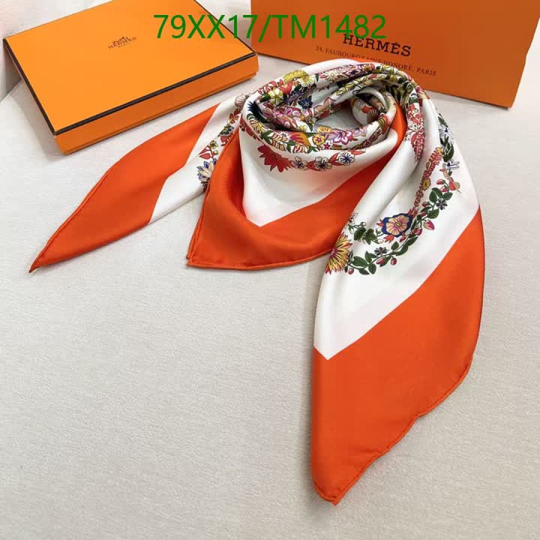 Hermes-Scarf Code: TM1482 $: 79USD
