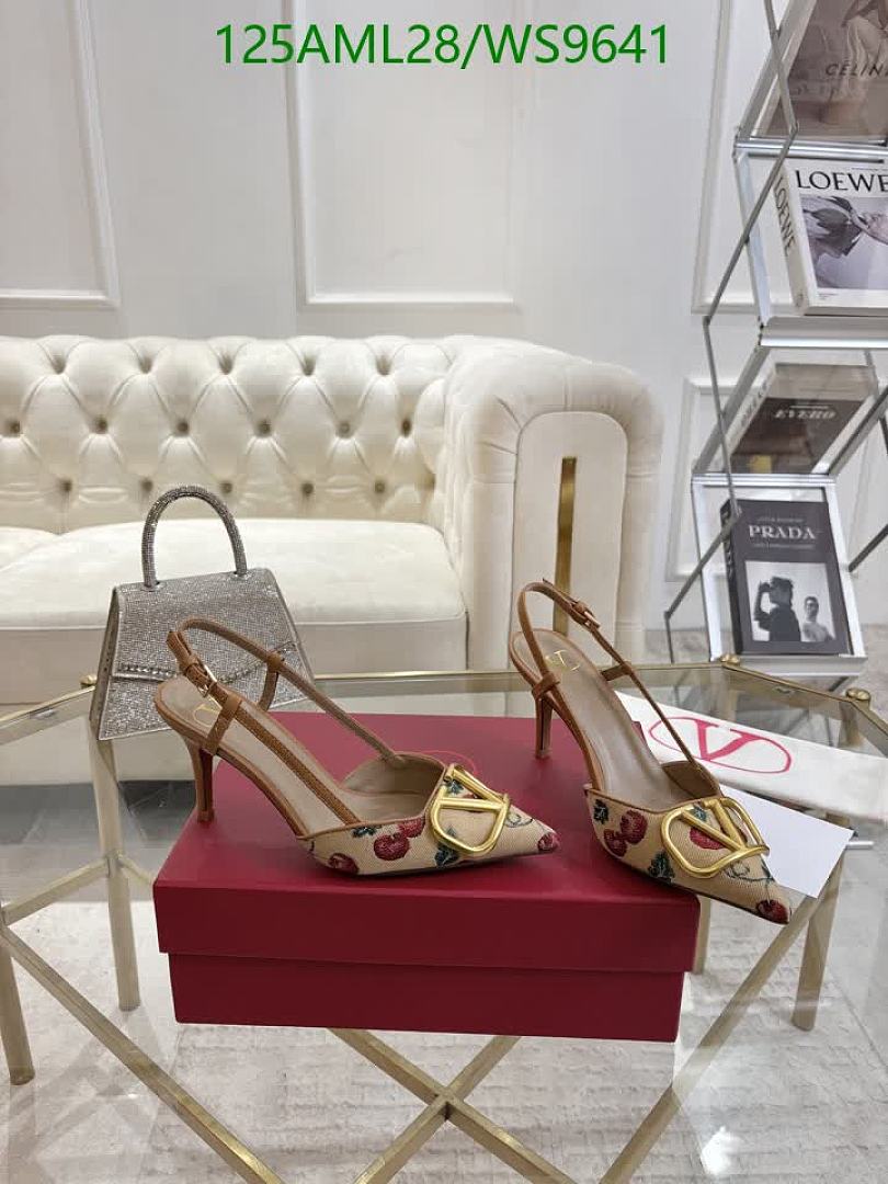 Valentino-Women Shoes Code: WS9641 $: 125USD