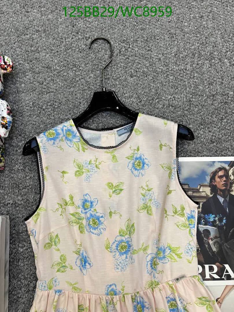 Prada-Clothing Code: WC8959 $: 125USD