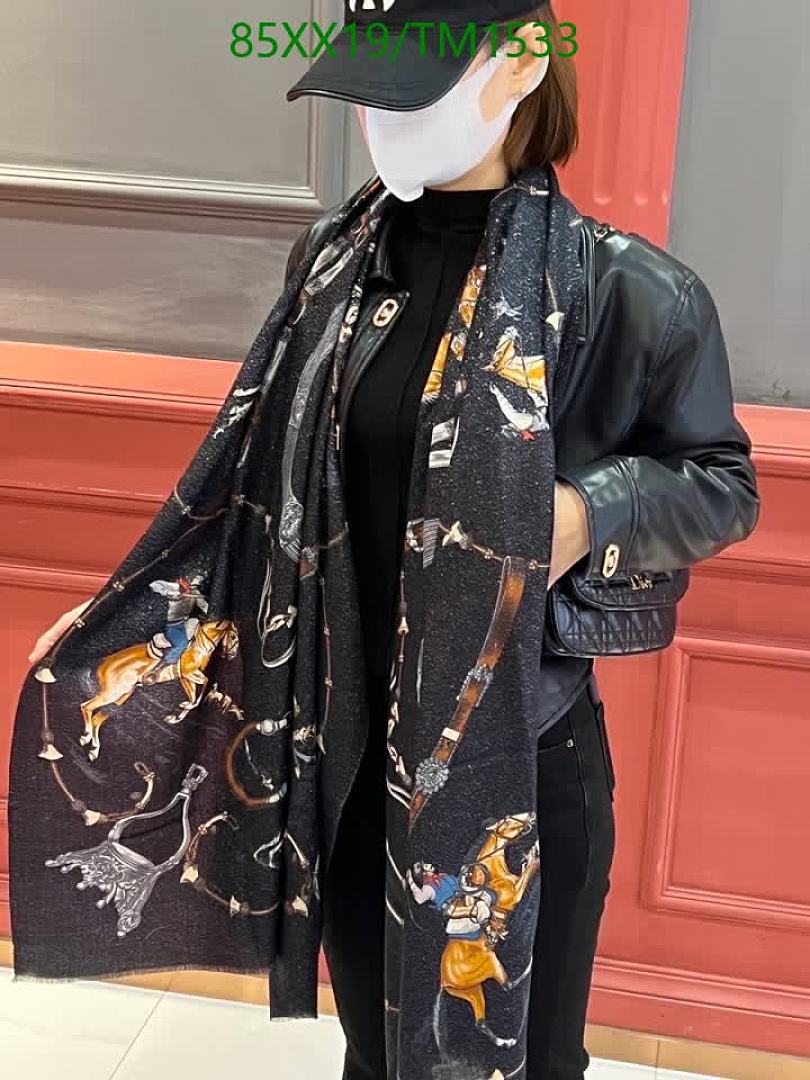 Hermes-Scarf Code: TM1533 $: 85USD
