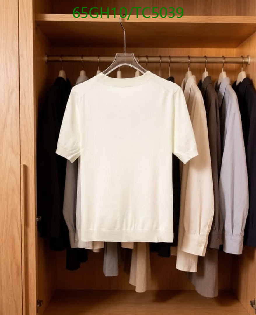 Burberry-Clothing Code: TC5039 $: 65USD