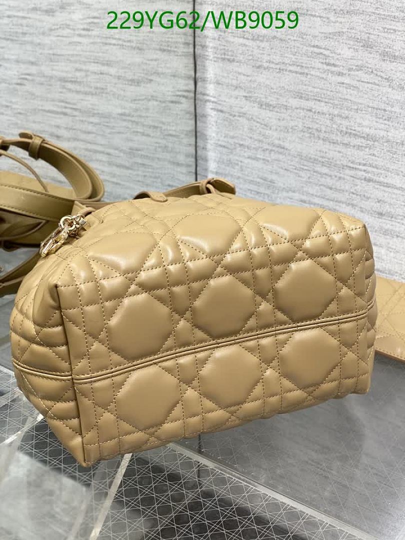 Dior-Bag-Mirror Quality Code: WB9059 $: 229USD