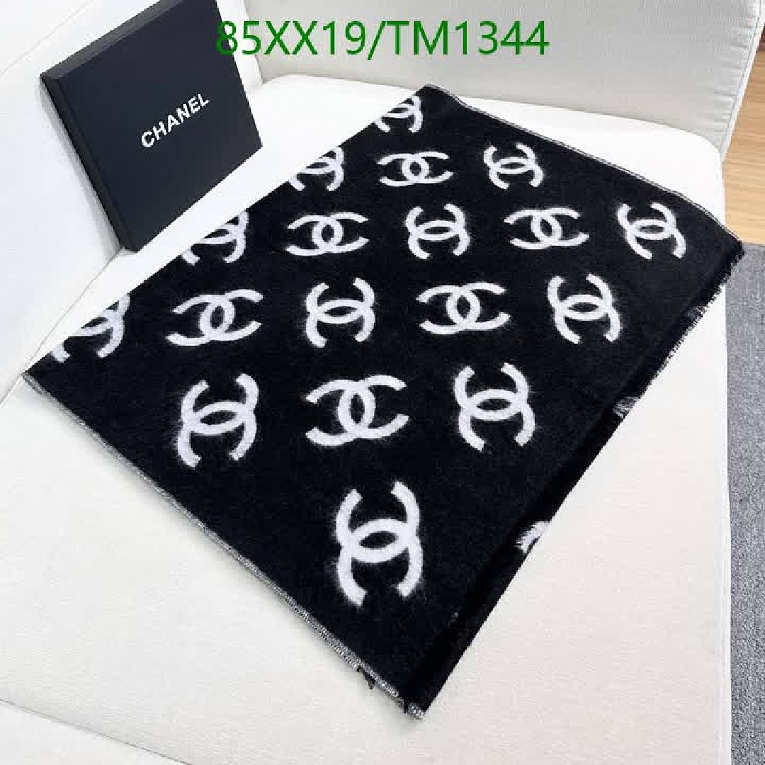 Chanel-Scarf Code: TM1344 $: 85USD