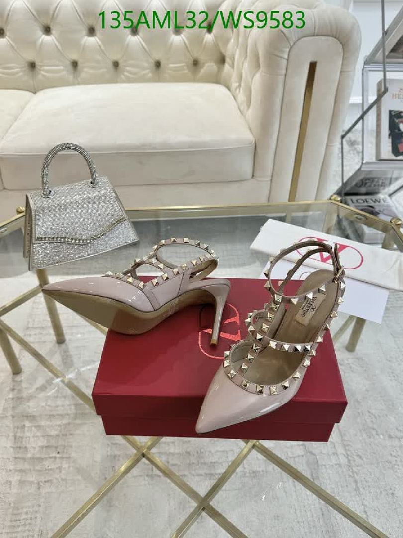 Valentino-Women Shoes Code: WS9583 $: 135USD