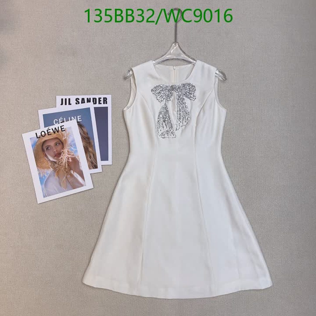 Valentino-Clothing Code: WC9016 $: 135USD