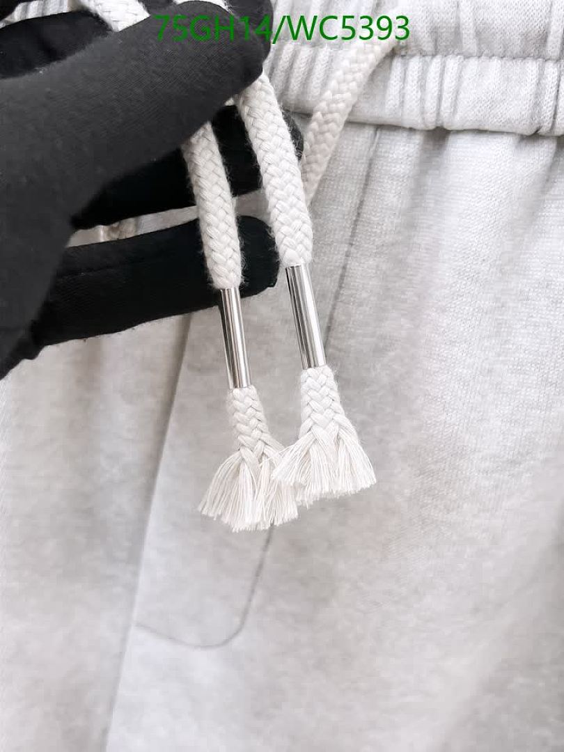 Balenciaga-Clothing Code: WC5393 $: 75USD