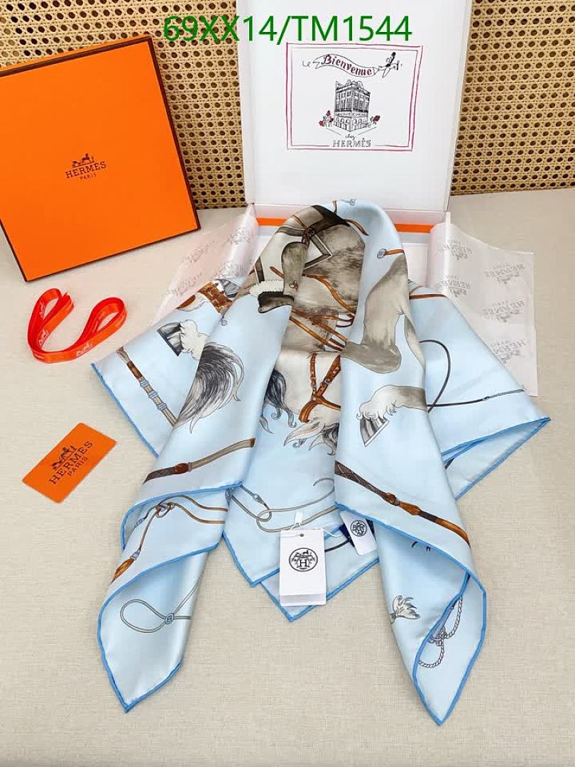 Hermes-Scarf Code: TM1544 $: 69USD