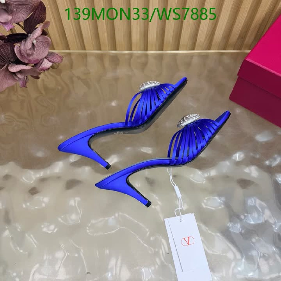 Valentino-Women Shoes Code: WS7885 $: 139USD
