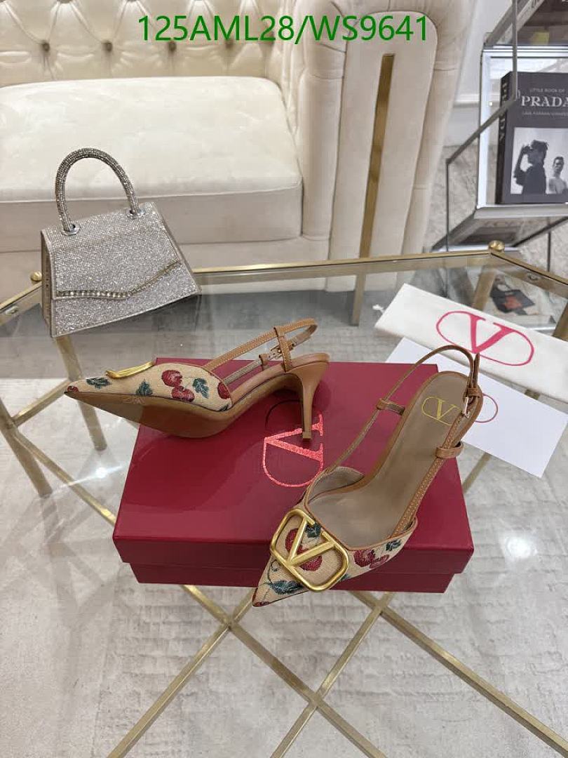 Valentino-Women Shoes Code: WS9641 $: 125USD