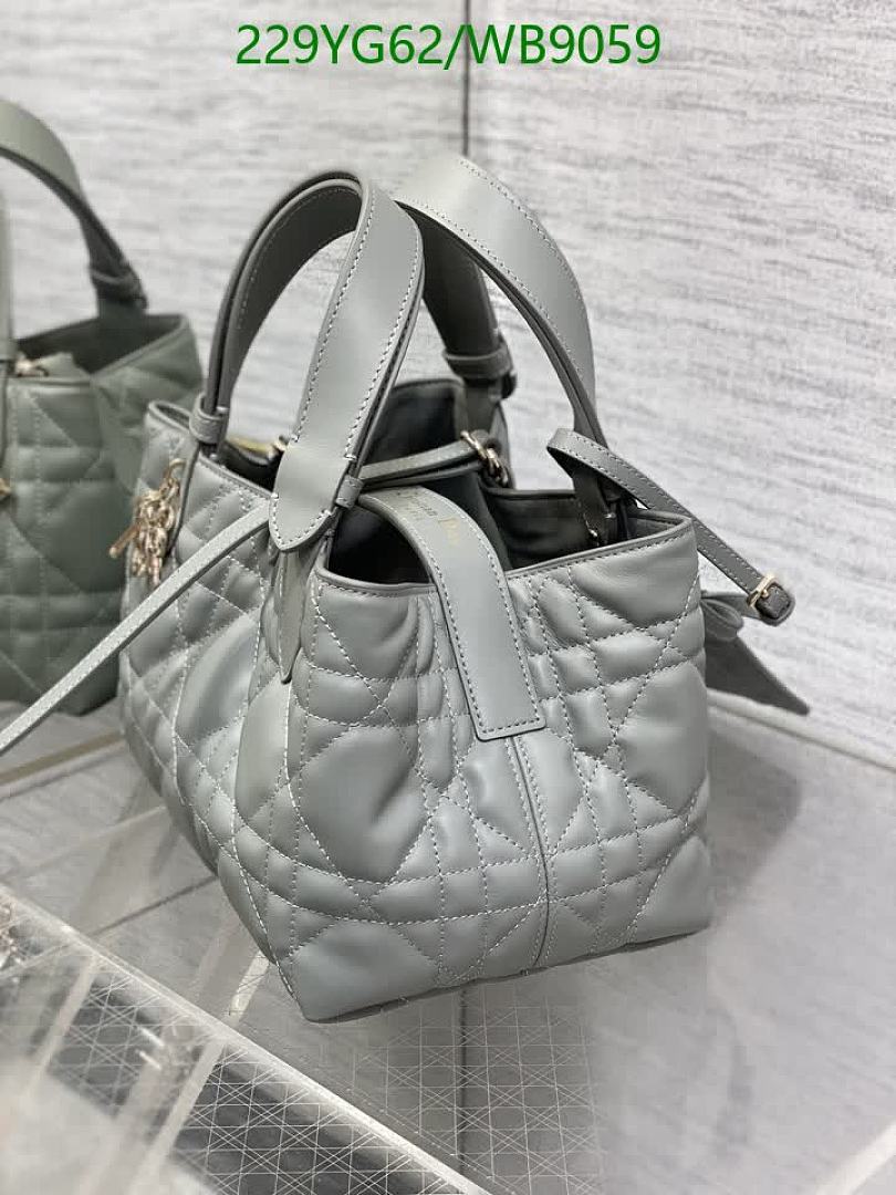 Dior-Bag-Mirror Quality Code: WB9059 $: 229USD