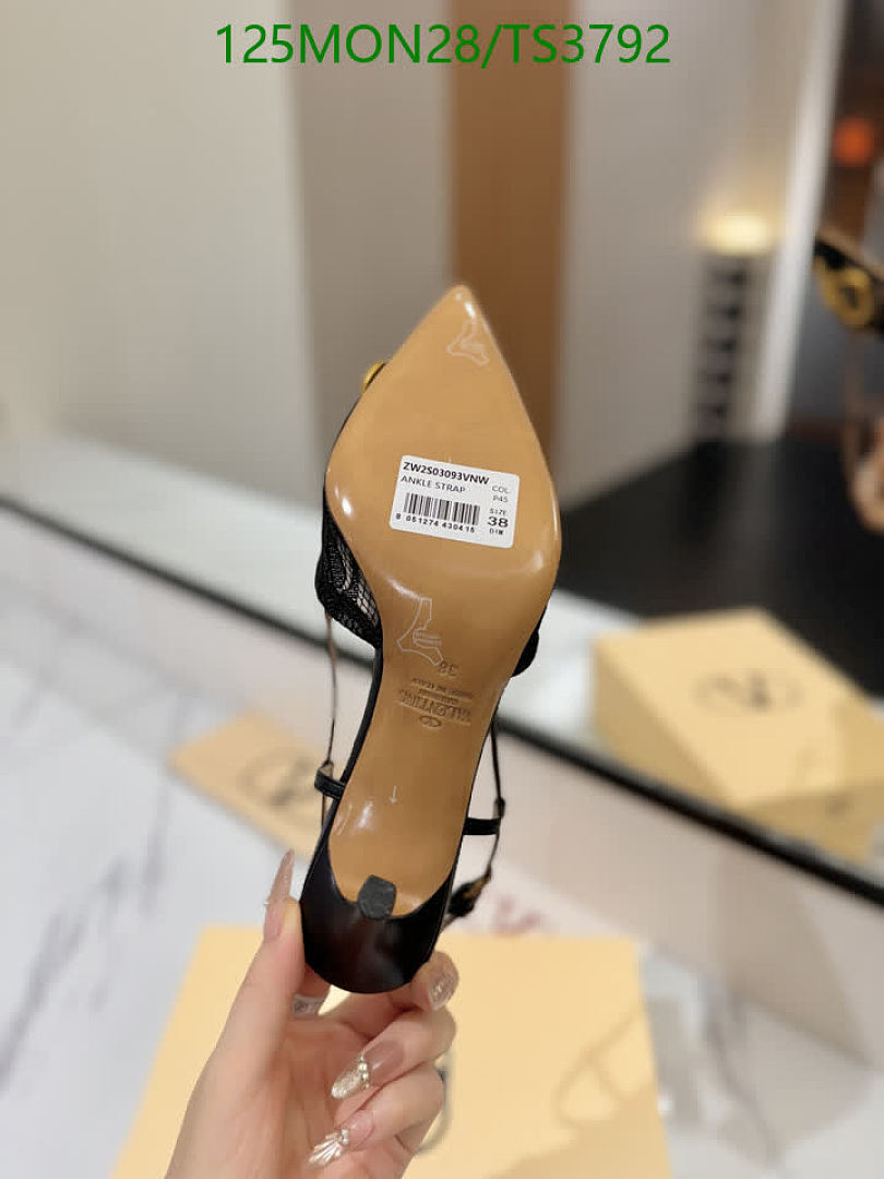 Valentino-Women Shoes Code: TS3792 $: 125USD