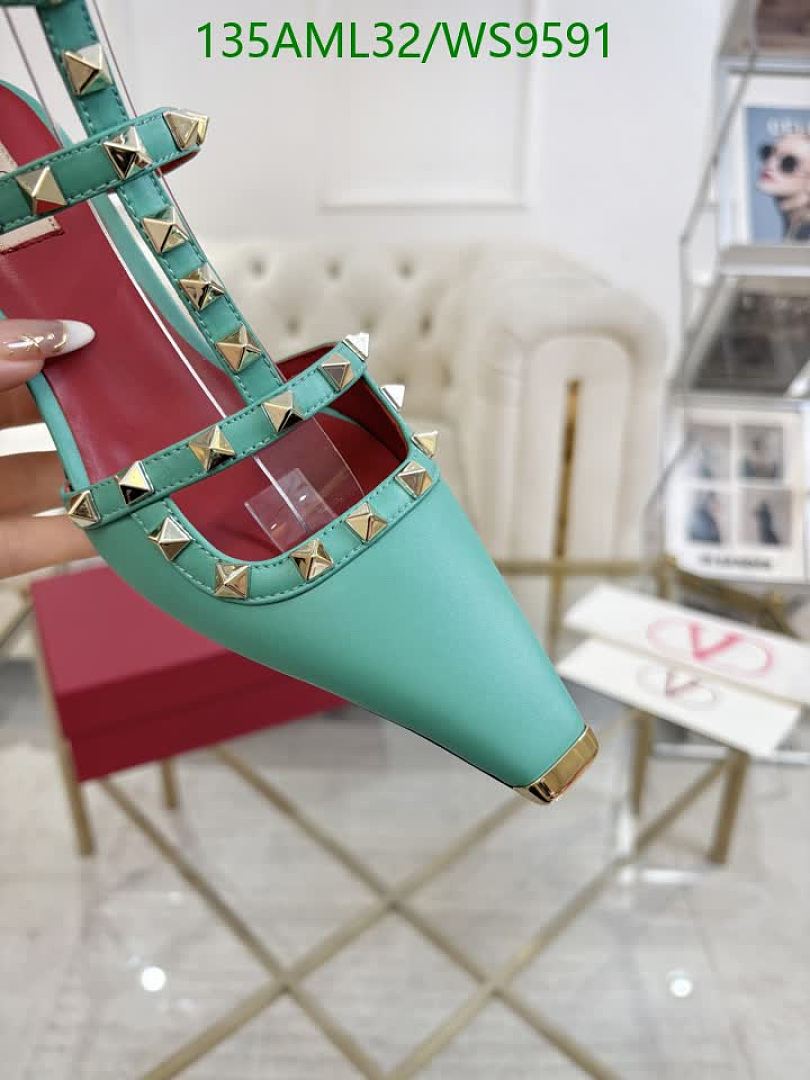 Valentino-Women Shoes Code: WS9591 $: 135USD