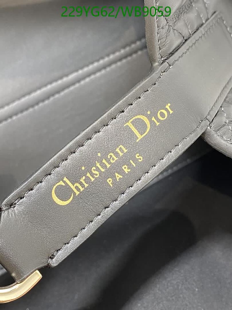 Dior-Bag-Mirror Quality Code: WB9059 $: 229USD