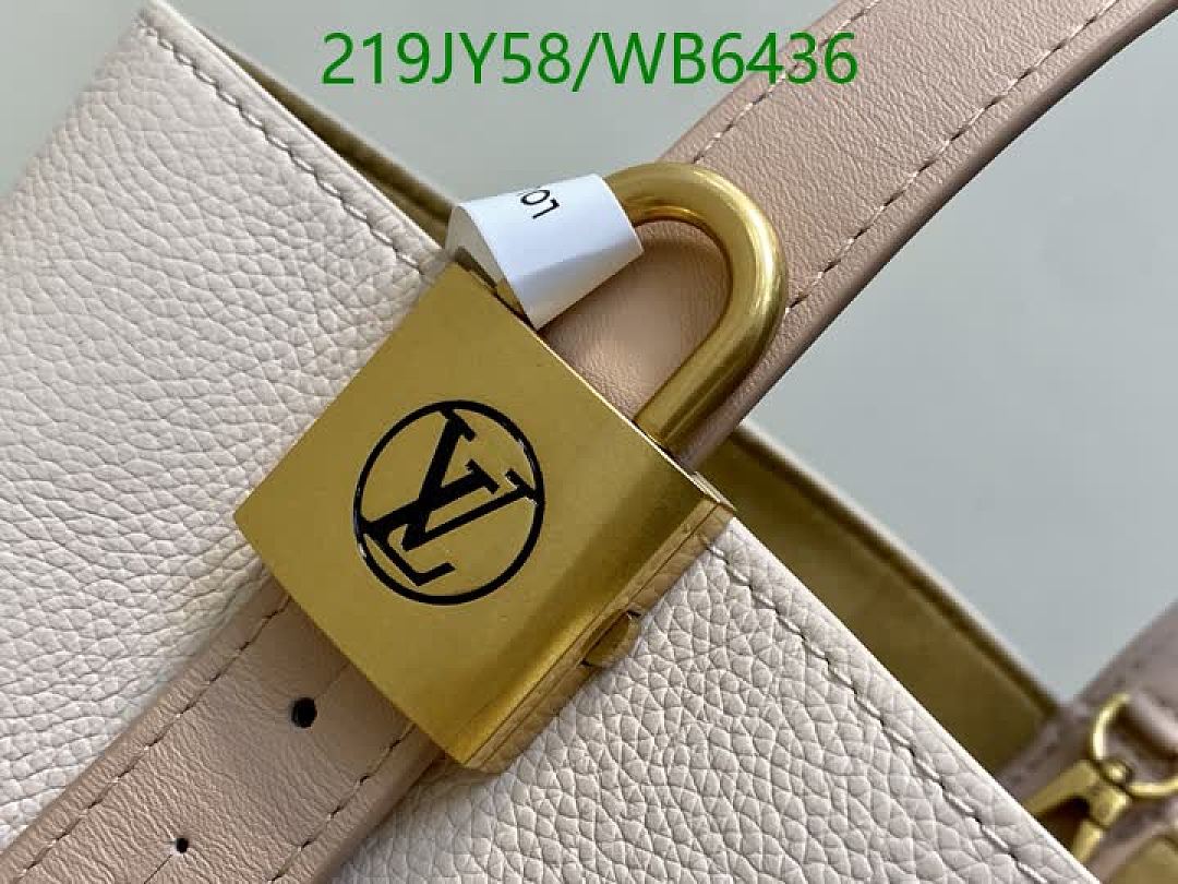 LV-Bag-Mirror Quality Code: WB6436 $: 219USD