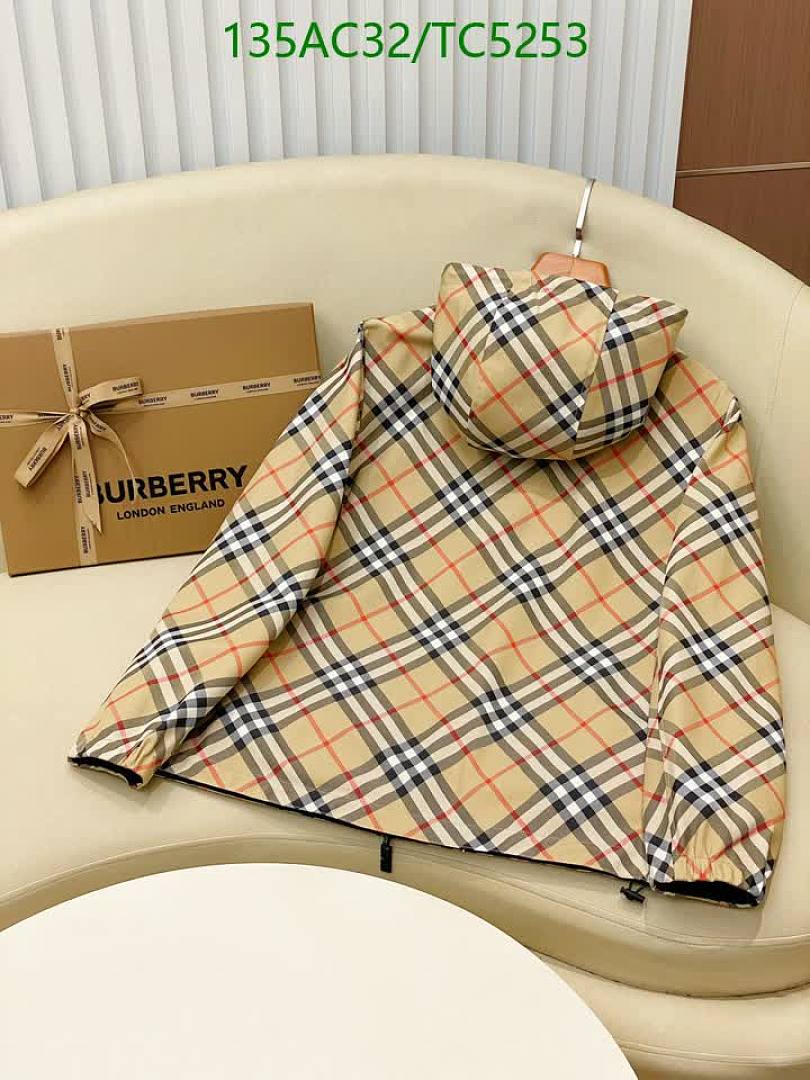 Burberry-Clothing Code: TC5253 $: 135USD