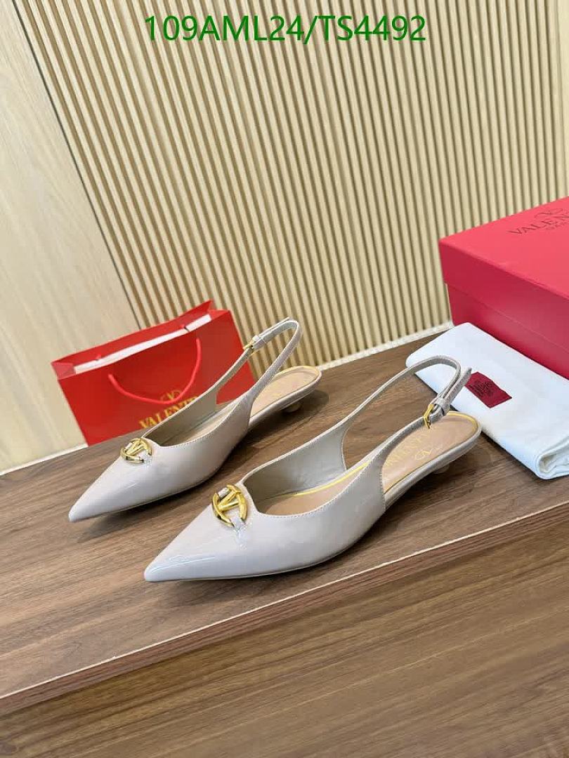 Valentino-Women Shoes Code: TS4492 $: 109USD