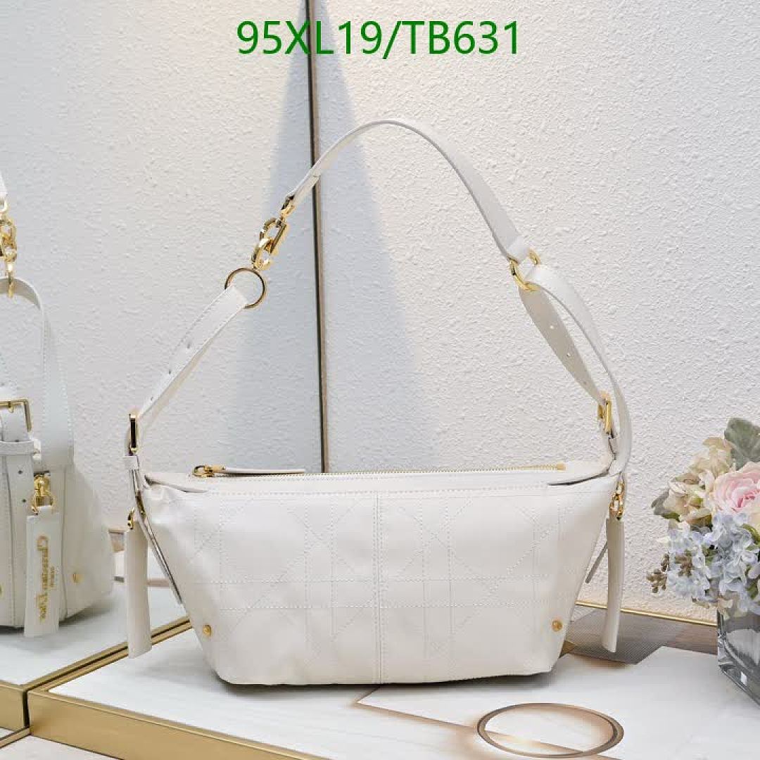 Dior-Bag-4A Quality Code: TB631 $: 95USD