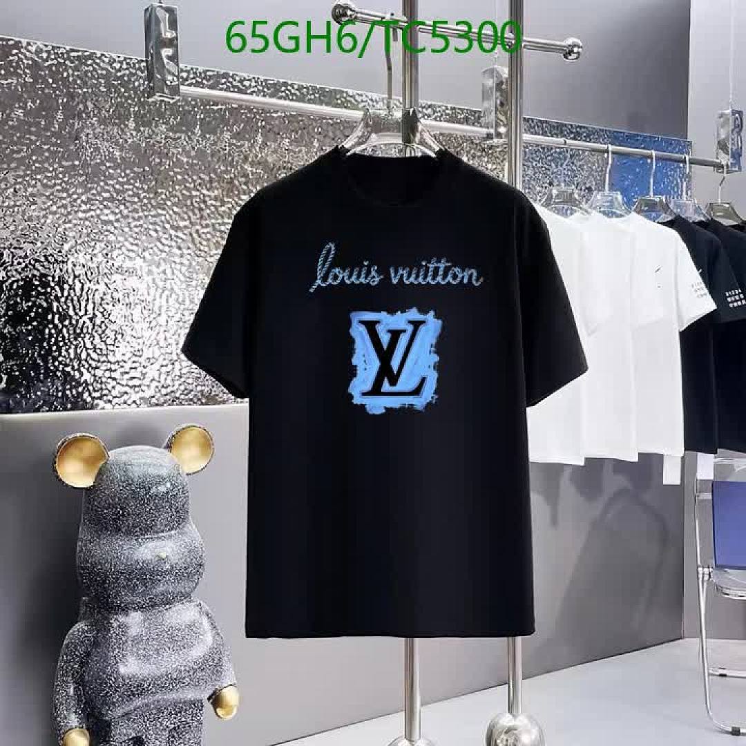 LV-Clothing Code: TC5300 $: 65USD