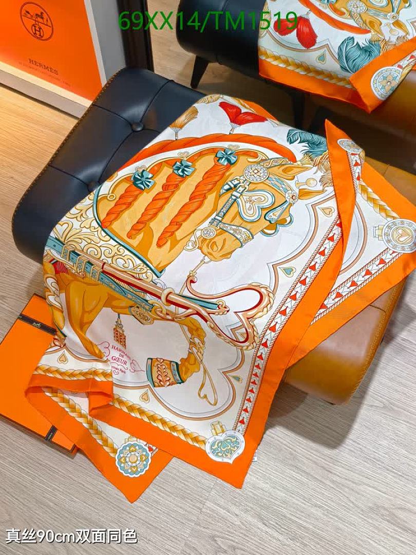 Hermes-Scarf Code: TM1519 $: 69USD