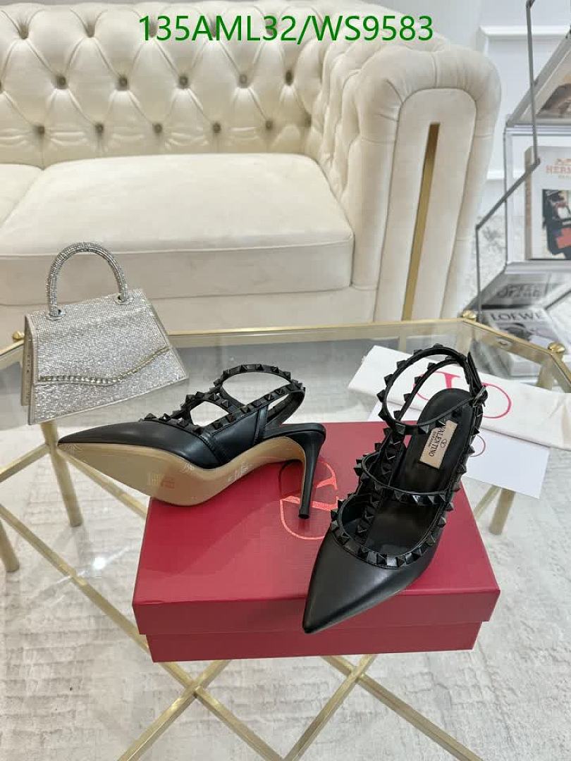 Valentino-Women Shoes Code: WS9583 $: 135USD