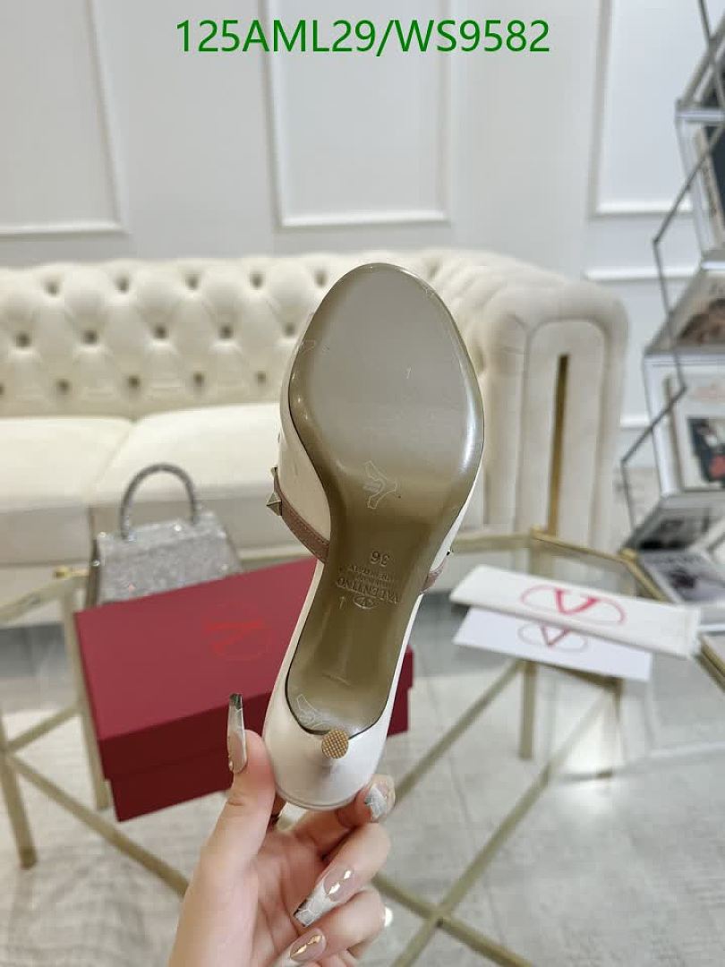 Valentino-Women Shoes Code: WS9582 $: 125USD