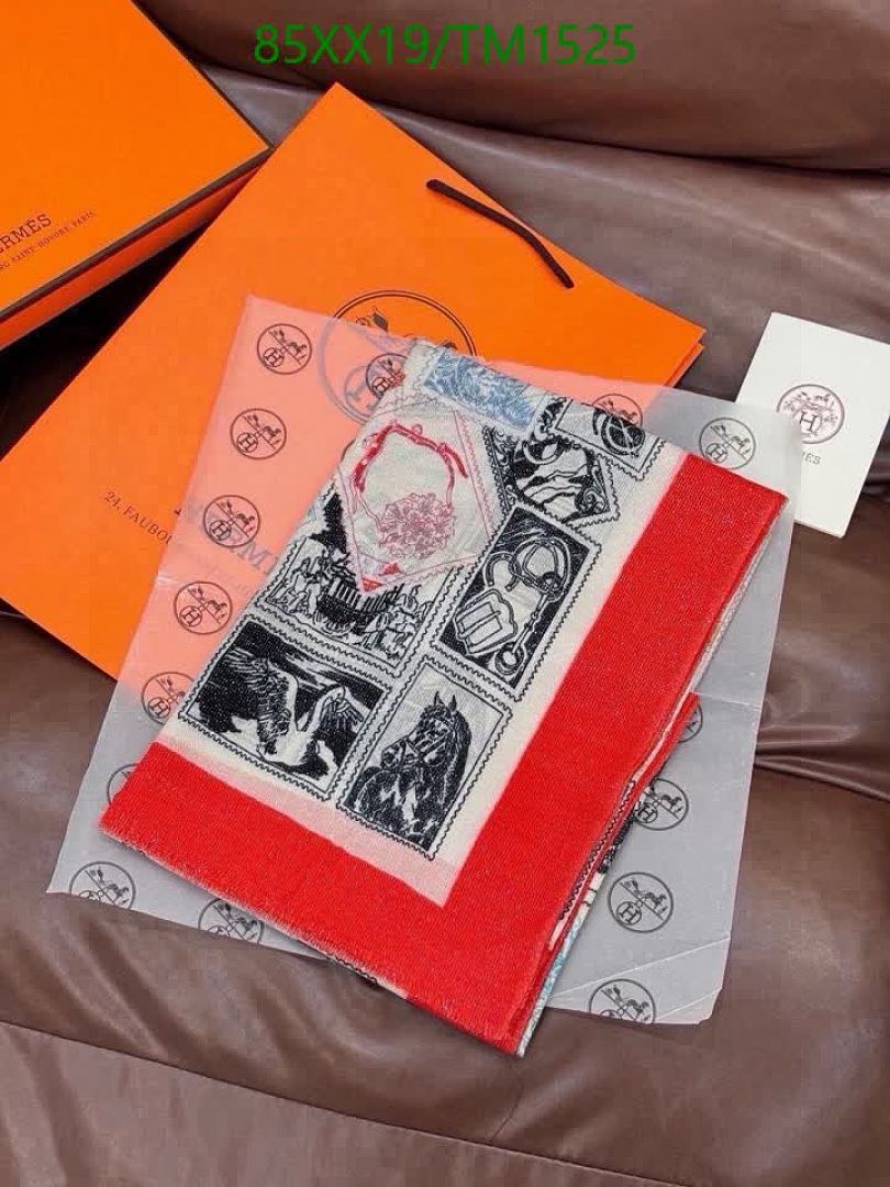 Hermes-Scarf Code: TM1525 $: 85USD