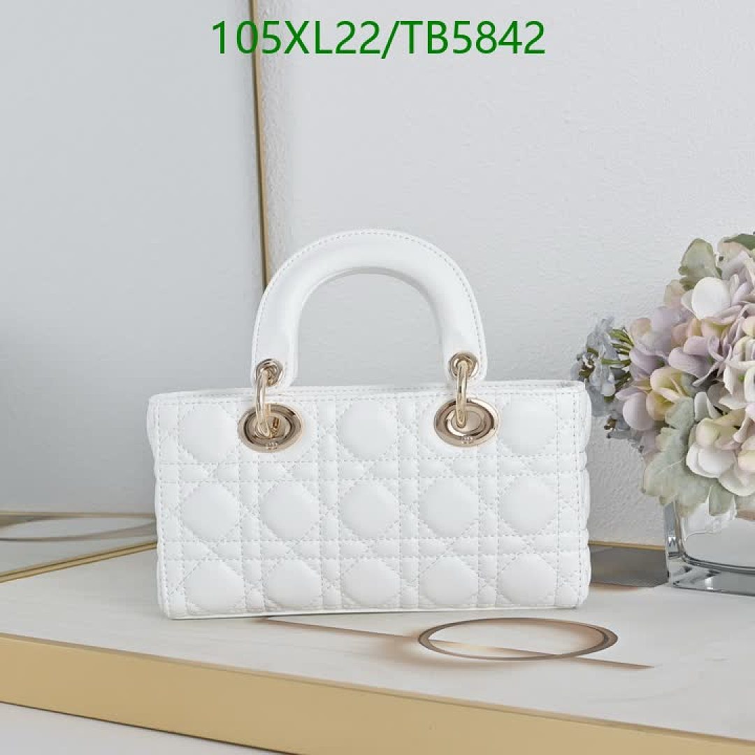 Dior-Bag-4A Quality Code: TB5842 $: 105USD