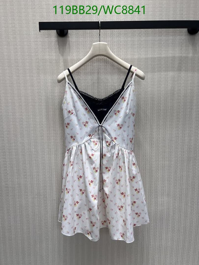 LV-Clothing Code: WC8841 $: 119USD