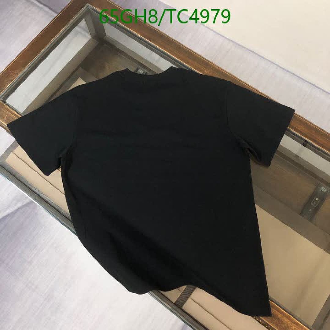 Burberry-Clothing Code: TC4979 $: 65USD