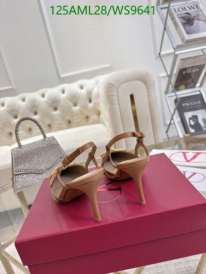 Valentino-Women Shoes Code: WS9641 $: 125USD