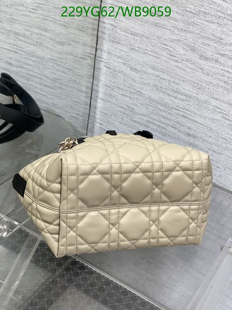 Dior-Bag-Mirror Quality Code: WB9059 $: 229USD