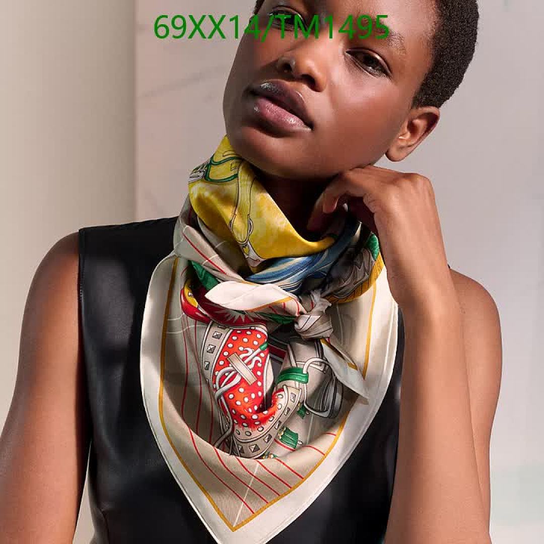 Hermes-Scarf Code: TM1495 $: 69USD