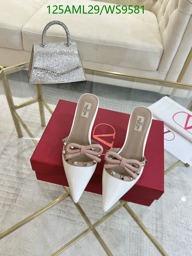 Valentino-Women Shoes Code: WS9581 $: 125USD