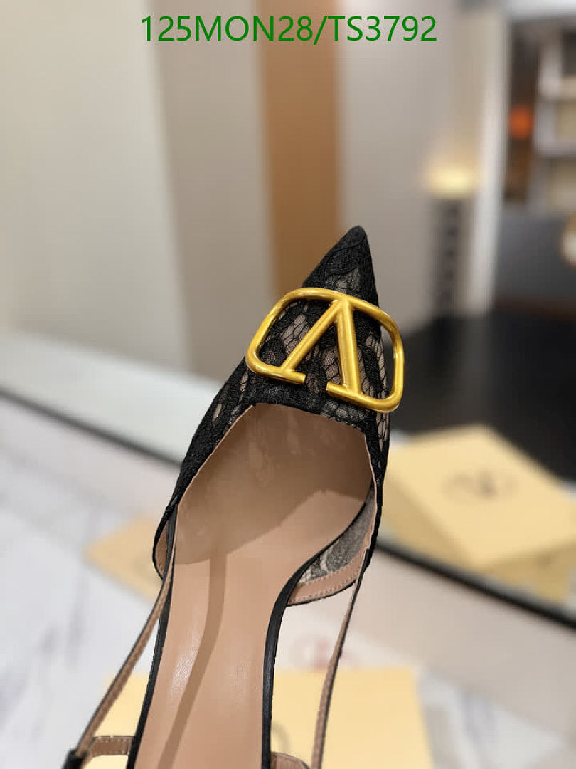 Valentino-Women Shoes Code: TS3792 $: 125USD