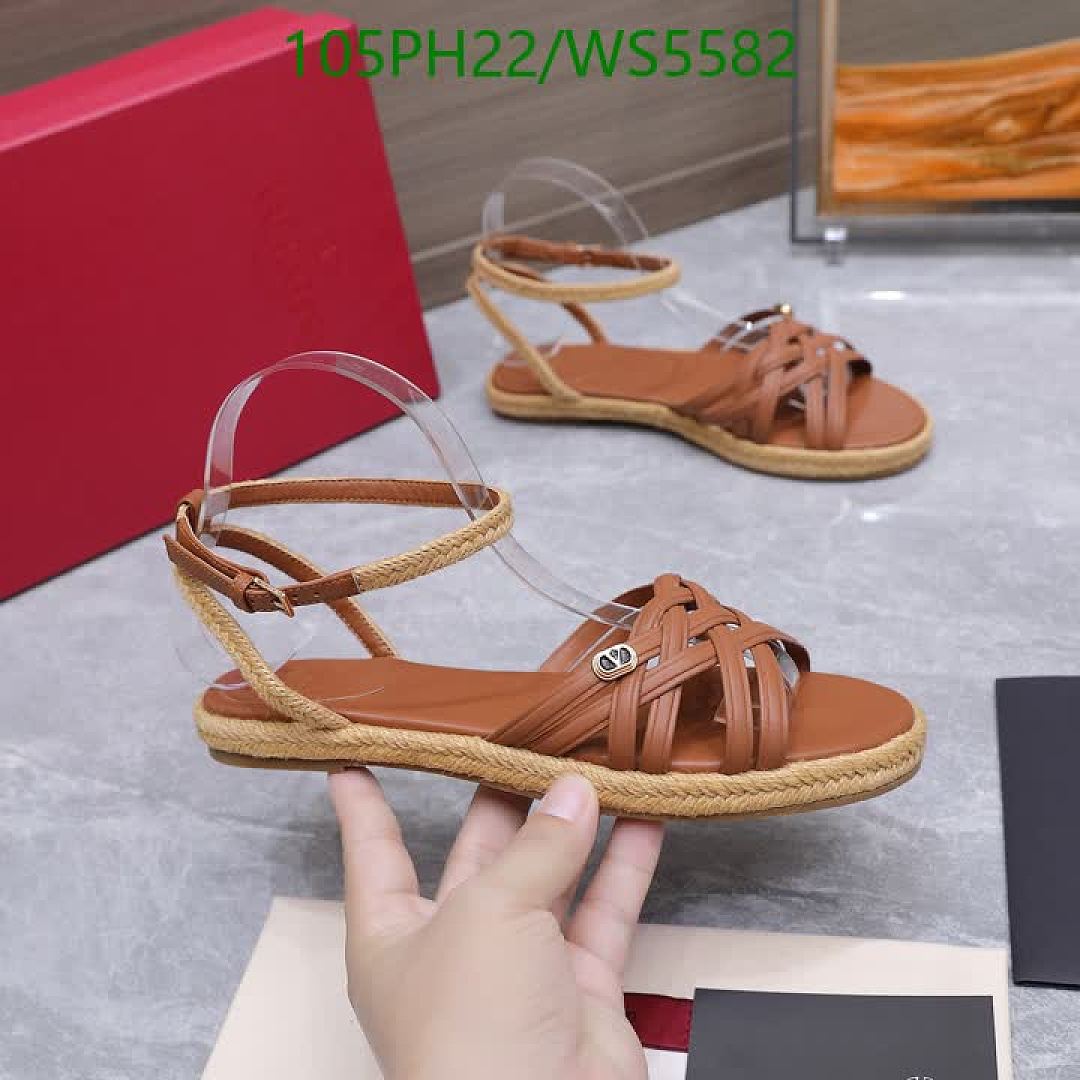 Valentino-Women Shoes Code: WS5582 $: 105USD