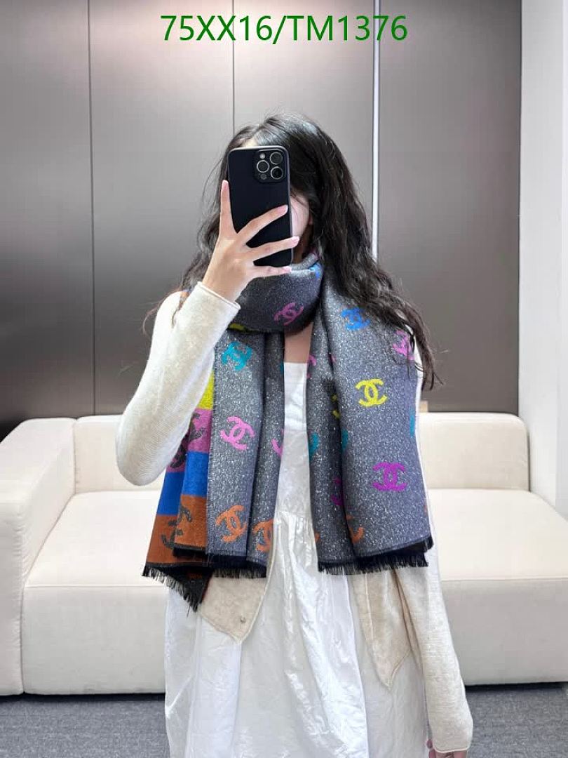 Chanel-Scarf Code: TM1376 $: 75USD