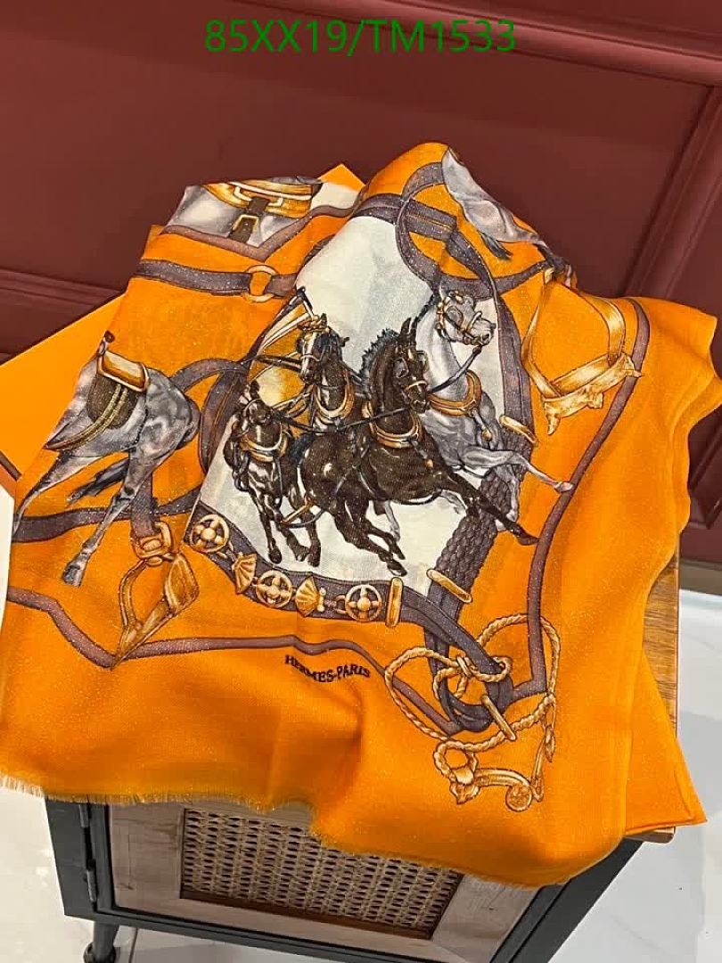 Hermes-Scarf Code: TM1533 $: 85USD