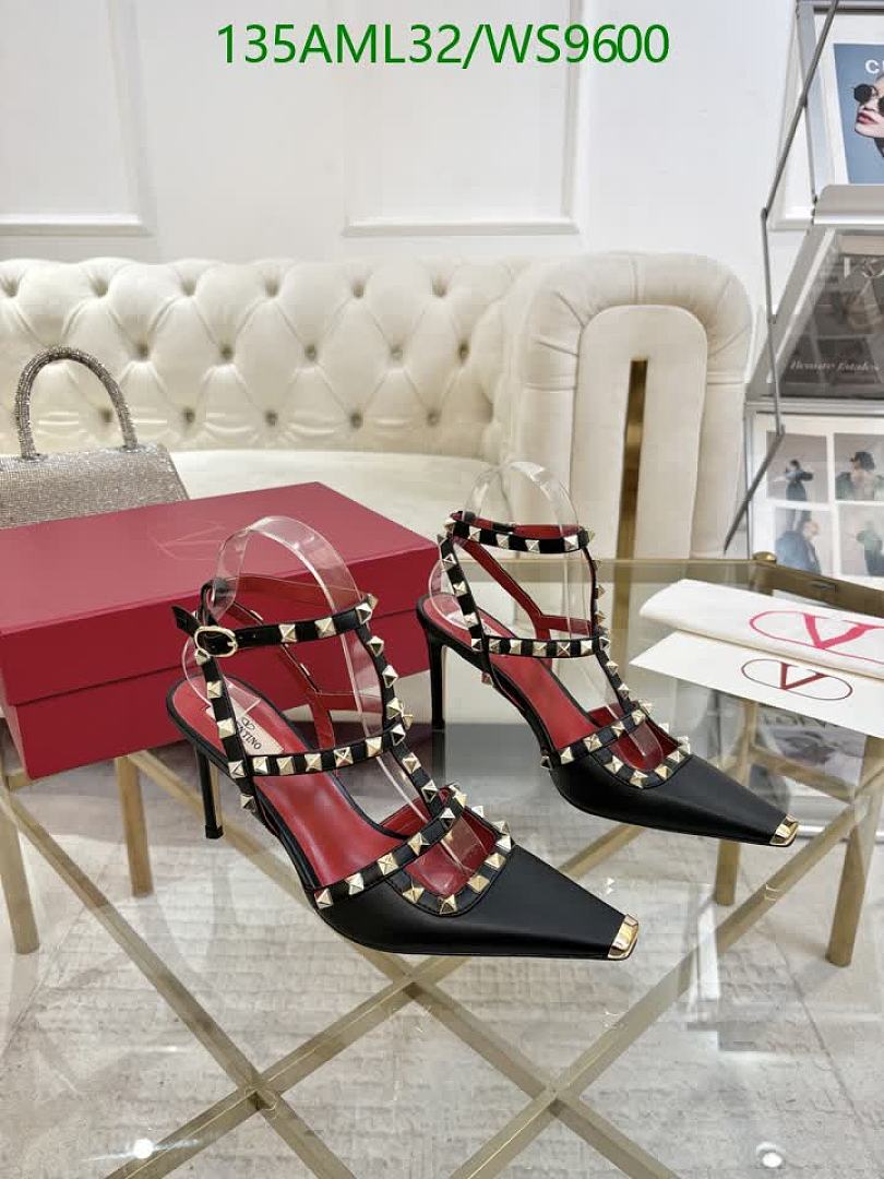 Valentino-Women Shoes Code: WS9600 $: 135USD