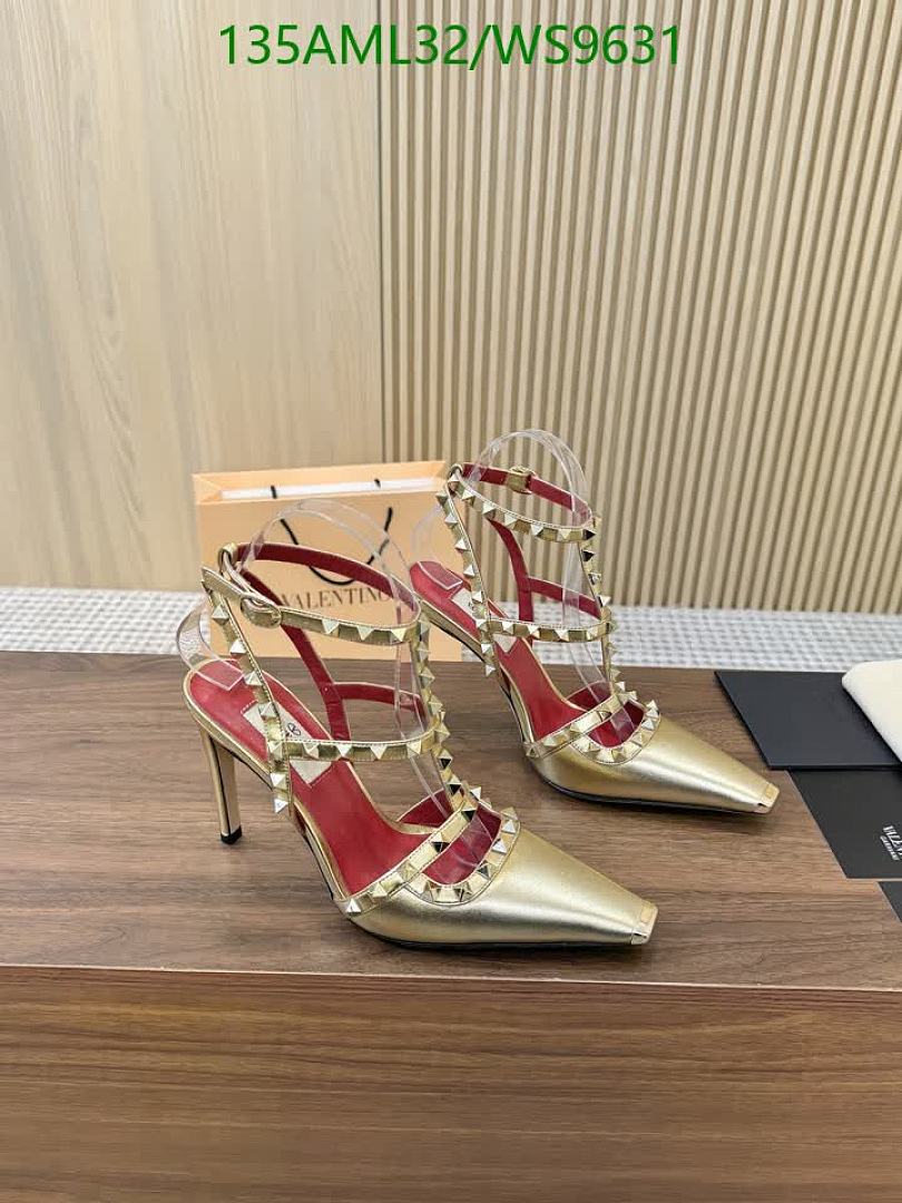 Valentino-Women Shoes Code: WS9631 $: 135USD